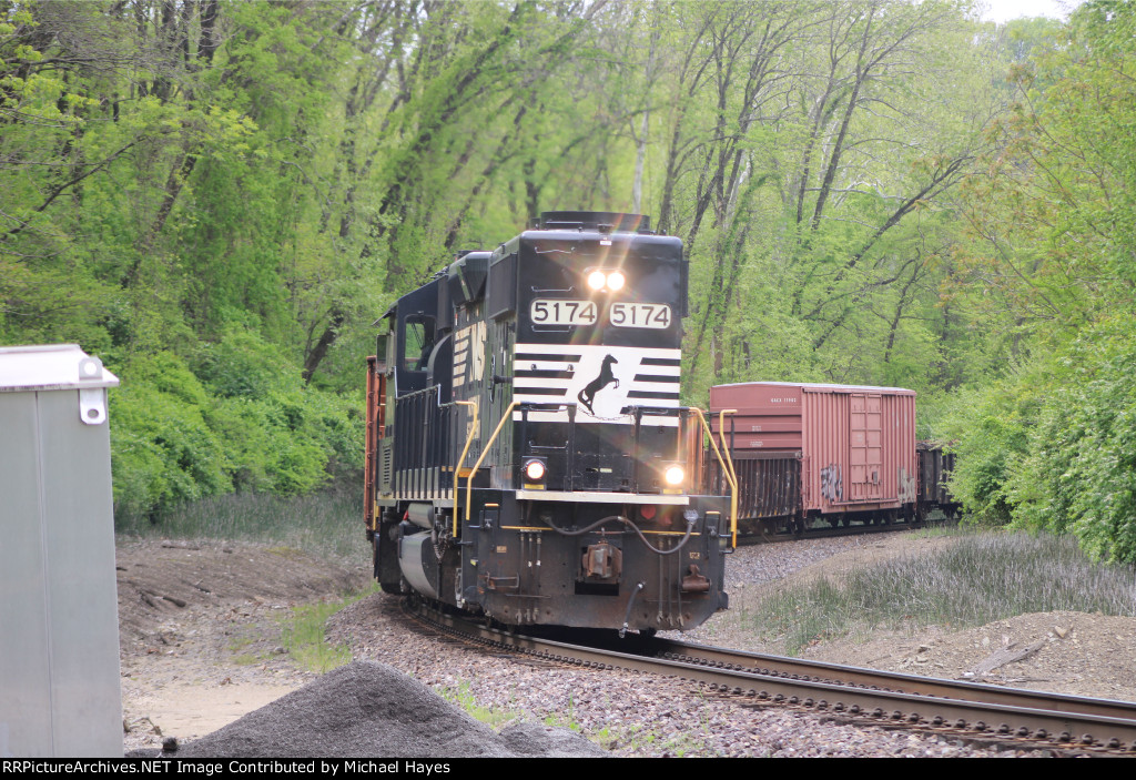 NS D76 in Belleville IL